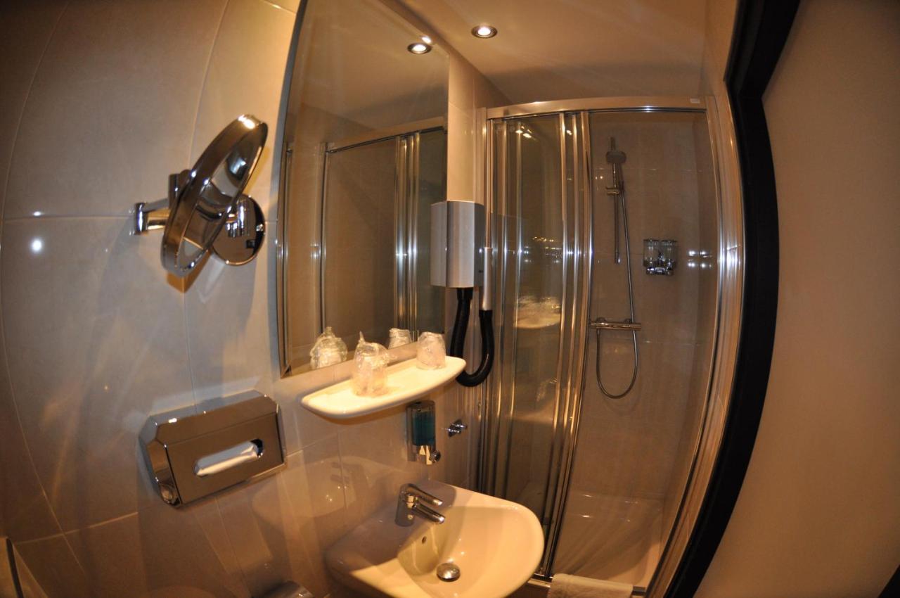 Budget Hotel Le Beau Rivage Middelburg Ngoại thất bức ảnh